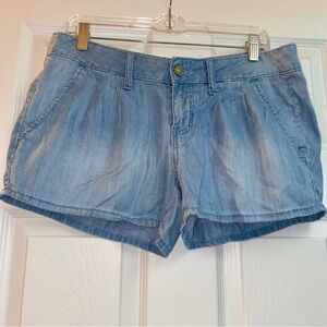 Mossimo Brand Lightweight Chambray Style Shorts Size 8